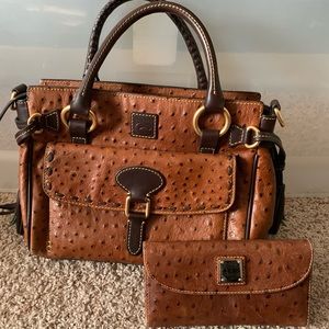 Authentic ostrich Dooney & Bourke handbag & wallet
